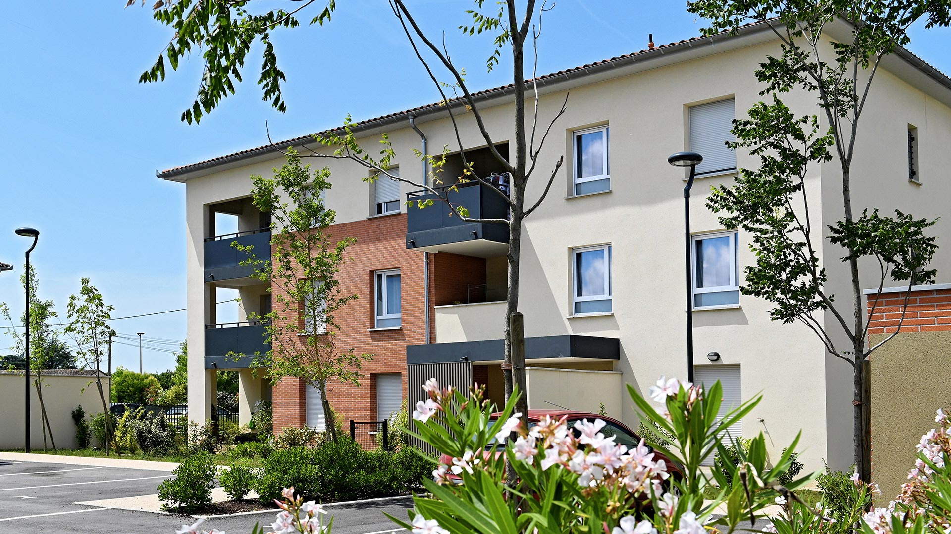 Logements agréables à vivre dans copropriété avec espaces verts à Saint-Jory.