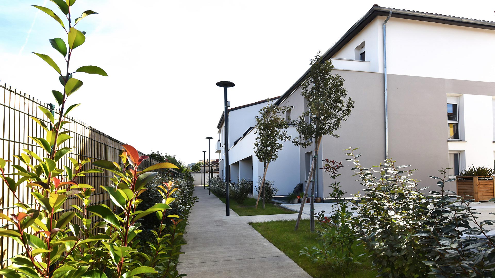 Petite copropriété calme avec espaces verts à Toulouse proche Aucamville.