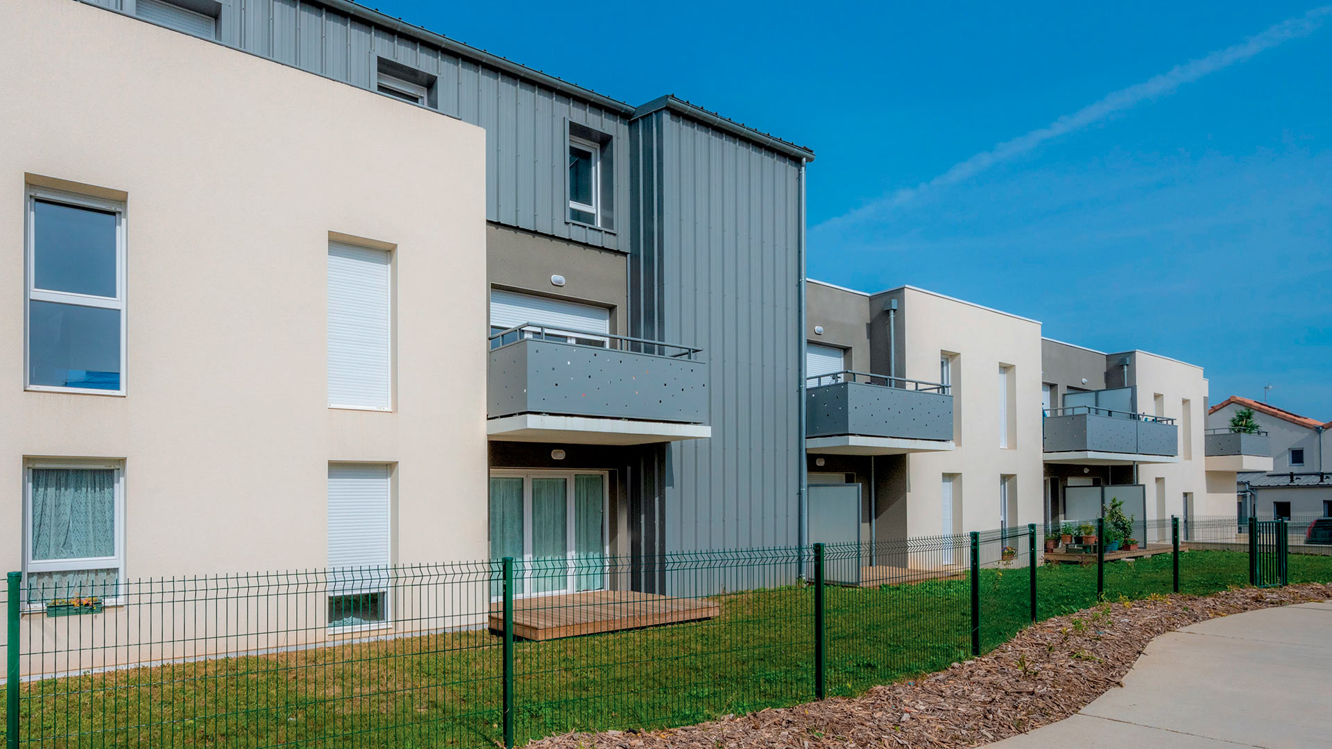 Programme mixte d'appartements et villas à La Rochelle.